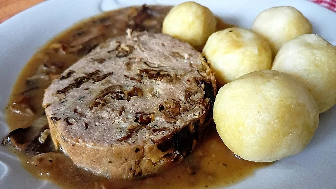 Krůtí sekaná se sušenými houbami a houbovou omáčkou, Krůtí sekaná se sušenými houbami