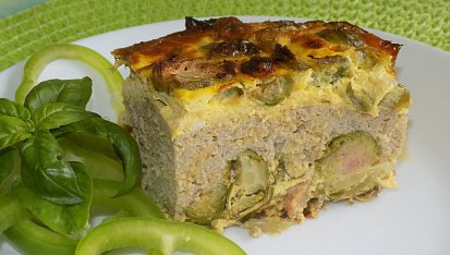Mleté maso zapečené s růžičkovou kapustou