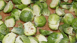 Mleté maso zapečené s růžičkovou kapustou