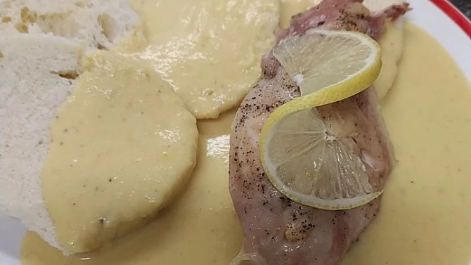 Králík na  zelenině a smetaně, Králík na smetaně