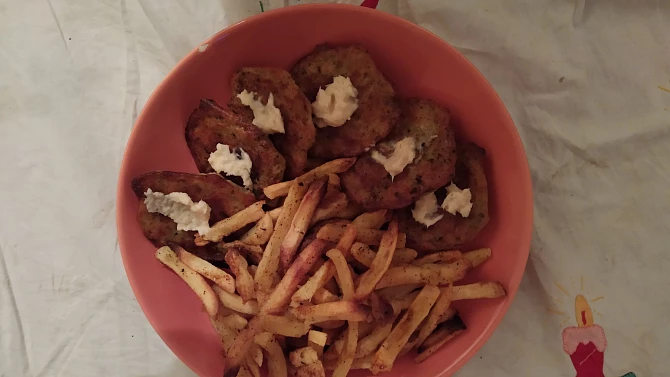 Bramboráčky s hranolky podle Akima, Bramboráčky s hranolkami