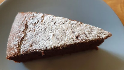 Vláčná perníková buchta