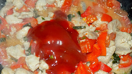 Placky z pohankové mouky s krůtím masem