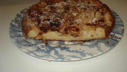 Tvarohový koláč s jablky a skořicovou vůní, No, když to nejde jinak, tak si z toho uřežu, jak ze slaniny!