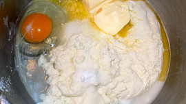 Domácí eidamská cihla