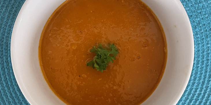Rajčatová polévka Italiano (způsob servírování)