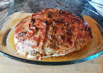 Krůtí prso pečené ve slanině