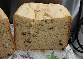 Dobrý toustový chléb (Toastový chléb se sušenými rajčaty a slunečnicovými semínky)