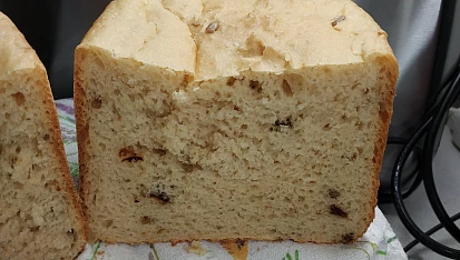 Dobrý toustový chléb, Toastový chléb se sušenými rajčaty a slunečnicovými semínky