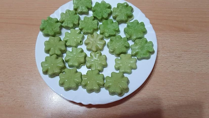 Žloutkové cukroví do formiček