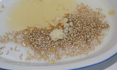 Sezamová prsíčka s kuskusem