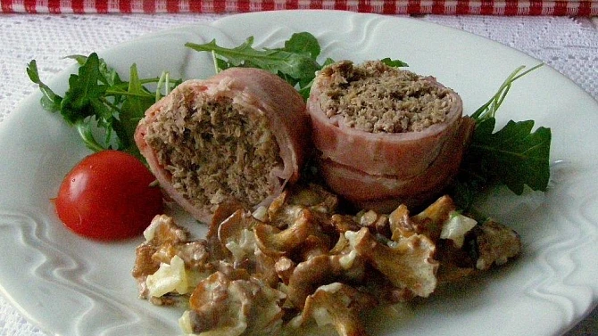 Rolky z mletého masa zabalené ve slanině, Rolky z mletého masa zabalené ve slanině