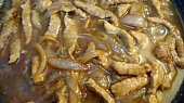 Pikantní minutkové nudličky na cibuli, česneku, zázvoru a chilli