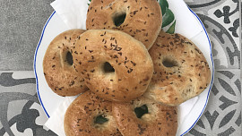 Domácí bagel