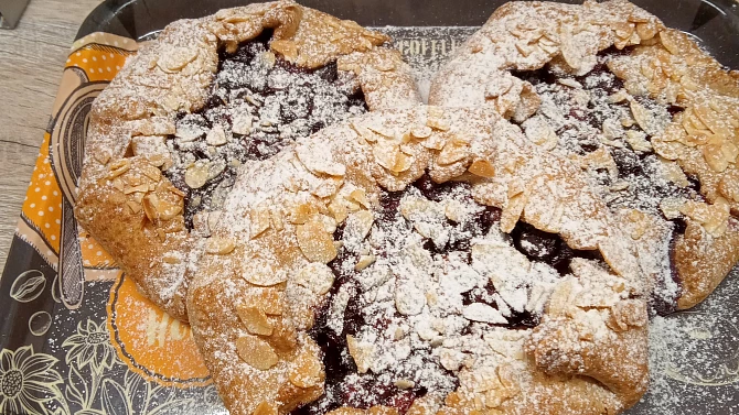 Borůvkové galette z celozrnné mouky