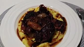 Hovězí osso buco na víně