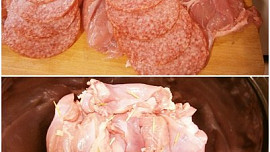 Kuřecí závitky na cibuli, loupaných rajčatech a rajčatové šťávě z PH