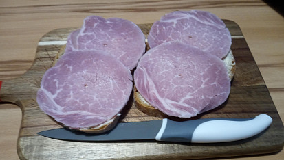 Dušená krkovička v šunkovaru