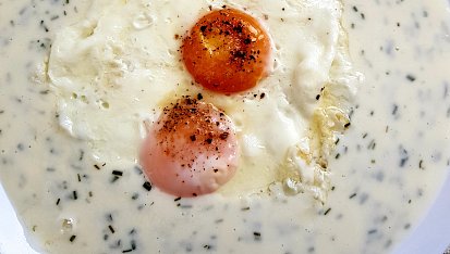 Pažitková omáčka, Pažitková omáčka s kefírem a buličí oka