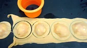 Ravioli plněné lososem s cottage