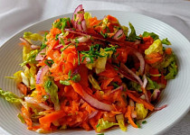 Zeleninový salát s citronovou zálivkou