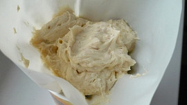 Čokoládové pralinky s ořechovou náplní Čokoládové pralinky s ořechovou náplní