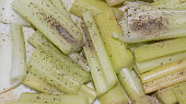 Zapékaný řapíkatý celer