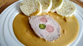 Hamburská kýta s domácím knedlíkem