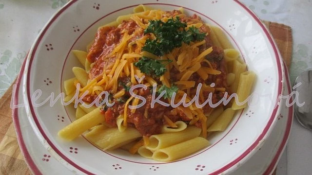 Bezlepkové macaroni s chilli omáčkou