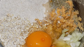 Burger z červené čočky