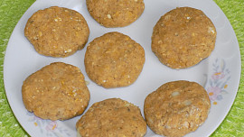 Burger z červené čočky