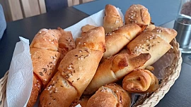 Péřové rohlíky na několik způsobů
