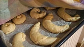 Rohlíky čerstvé i čtvrtý den, Rohliky s cibulkou