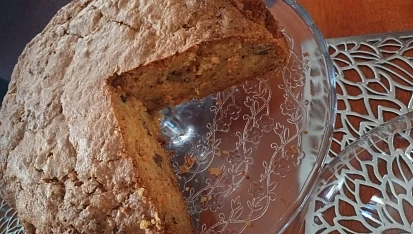Mrkvový koláč s ořechy a skořicí - šťavnatý