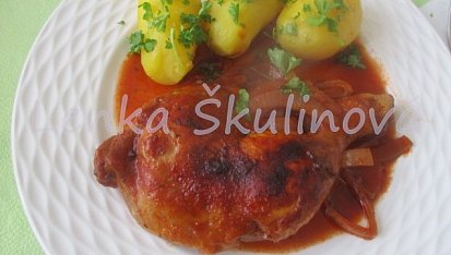Kuřecí stehna na červeném víně