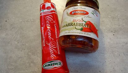 Medailonky v pikantní omáčce Arrabbiata