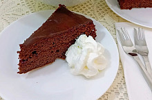 Sacher dort podle Karolíny Kamberské