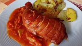 Uzená stehna pečená na zelenině, Uzená stehna pečená na zelenině