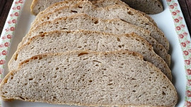 Kváskový kmínový chléb Kváskový kmínový chléb