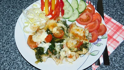 Pangasius  s rajčaty, špenátem a Mozzarellou