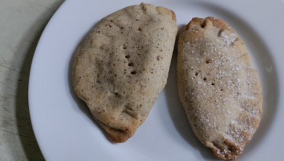 Jablečný koláč z oříškového těsta