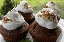 Kávové košíčky se sněhovou čepicí