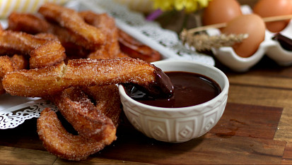 Churros s čokoládou (Čuros)