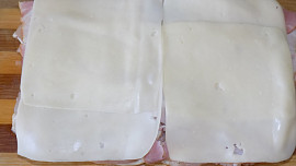 Kuřecí roláda se sušenými rajčaty