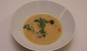 Tom kha kai (z Prostřeno) (Typická thajská chuť - polévka tom kha kai. Zdroj: Se souhlasem TV Prima)