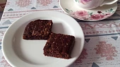 Banánové brownies, Přidala jsem na vrch sušenou pomerančovou kůru.