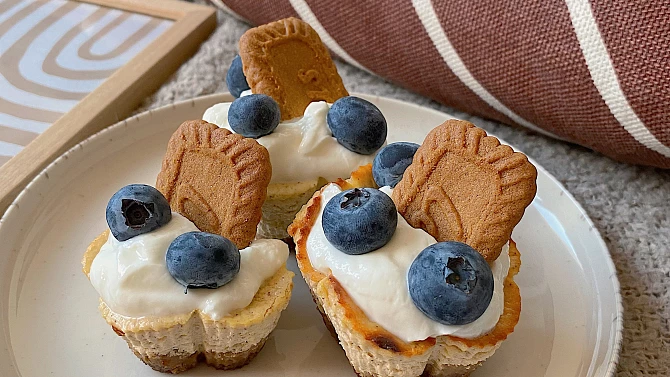 Lotus mini cheesecake