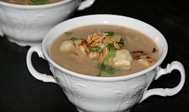 Marocká květáková polévka s mandlemi