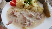 Vepřová plec ve smetanové znojemské omáčce