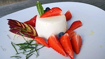 Bezová panna cotta
